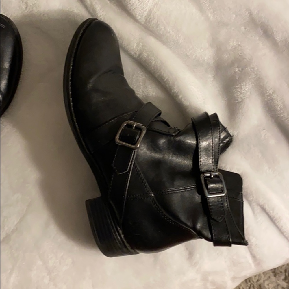 black boots